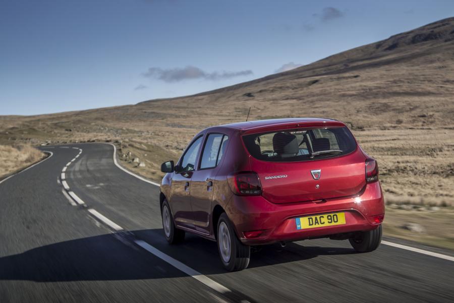  Dacia Sandero 2017 года  (UK) (фото 3 из 30)